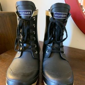 Tommy Hilfiger Rain Boots Women’s 8.5 Black